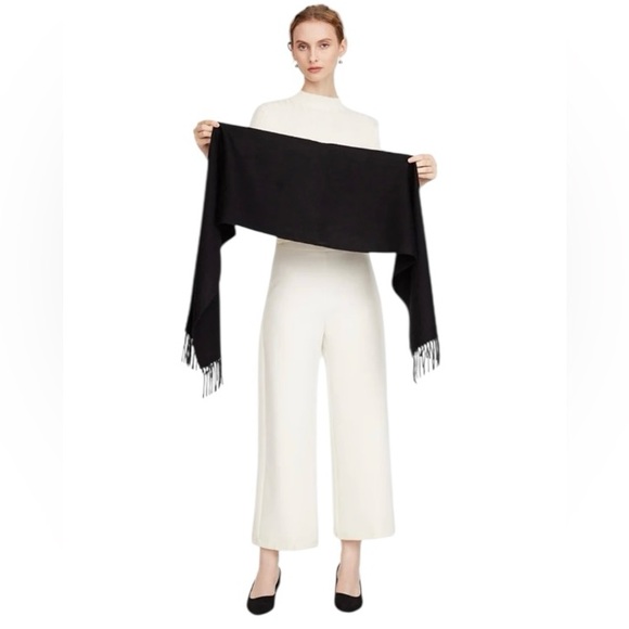 Portolano Accessories - PORTOLANO Fringed Cashmere Scarf From Sarah Length 72” approximately Unisex. NWT